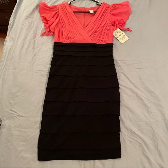 Sangria Dresses & Skirts - NEW Sangria Women’s Pink & Black V-neck Bodycon Knee Length Size 4 Dress